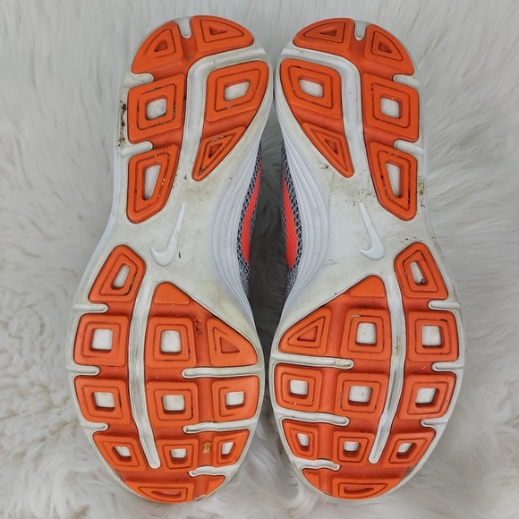 Nike Revolution 3 running shoes, women's size 7.5, grey - Picture 5 of 9